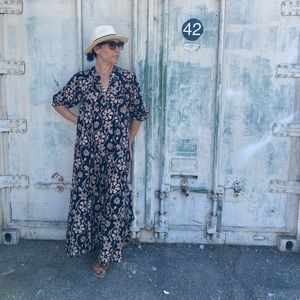 Natalie Martin | Sammie Maxi Dress Botanical Black. 100% silk. Size S.